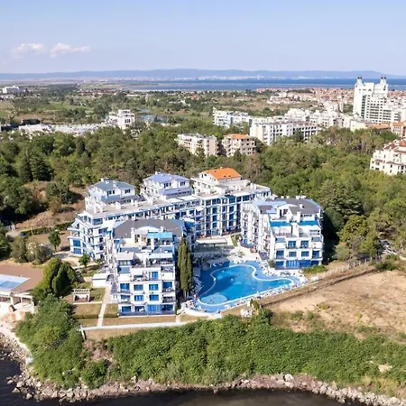 Lägenhet двустаен с морска панорама в Blue Bay Palace Pomorie